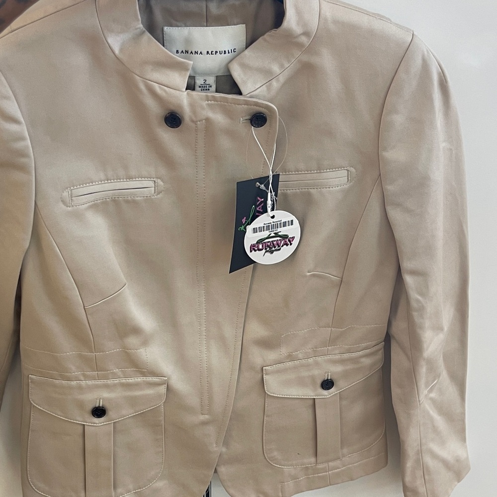 Banana Republic Women's Beige Blazer